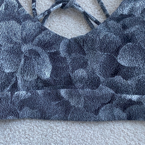 Athleta Floral Gray Women's Sports Bra - Picture 2 of 7